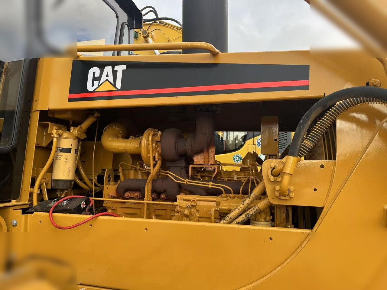 Buldozer CATERPILLAR D6G: Foto 8