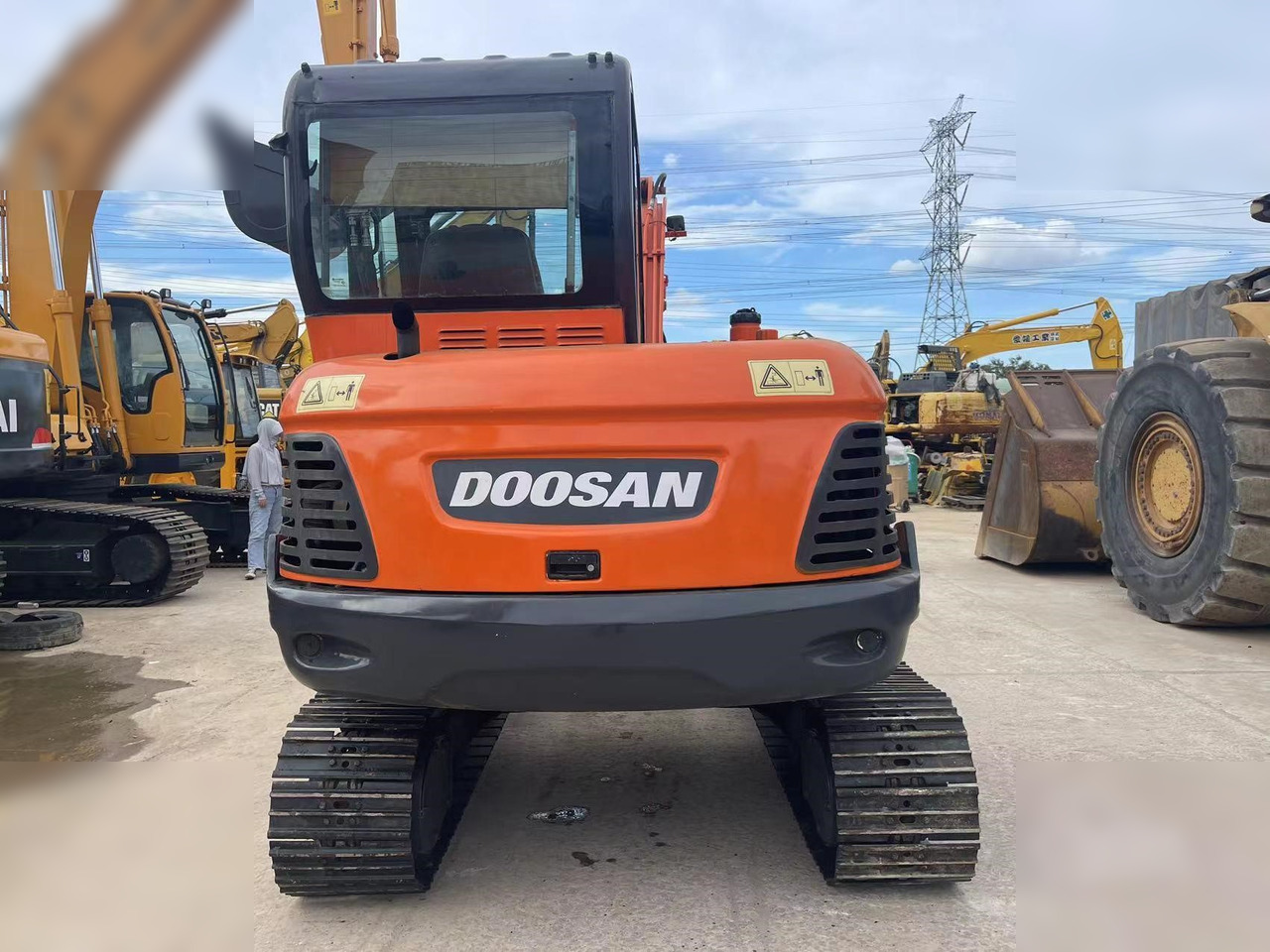 DOOSAN DX60-9C - Excavator pe şenile: Foto 4 DOOSAN DX60-9C - Excavator pe şenile: Foto 4