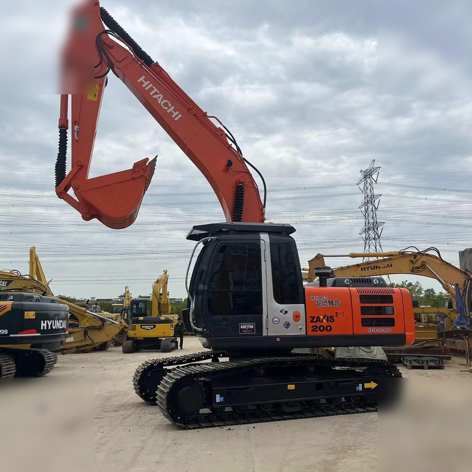 HITACHI ZX200-3G - Excavator pe şenile: Foto 2 HITACHI ZX200-3G - Excavator pe şenile: Foto 2