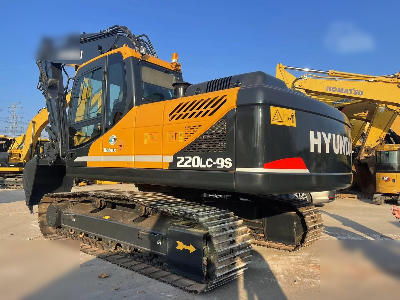 HYUNDAI ROBEX 220 LC-9S - Excavator pe şenile: Foto 3 HYUNDAI ROBEX 220 LC-9S - Excavator pe şenile: Foto 3