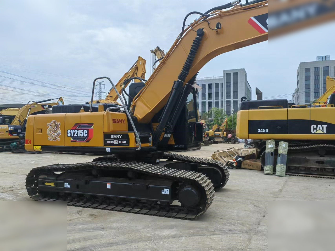 SANY SY215C - Excavator pe şenile: Foto 3 SANY SY215C - Excavator pe şenile: Foto 3