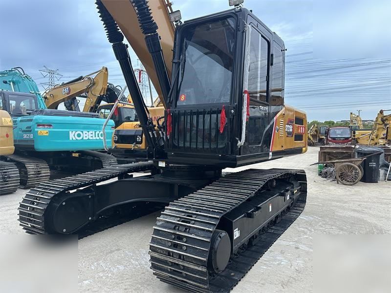 SANY SY215C - Excavator pe şenile: Foto 5 SANY SY215C - Excavator pe şenile: Foto 5