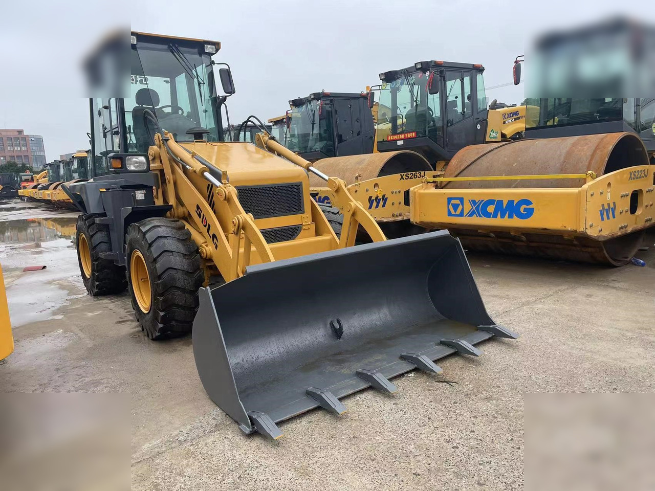 SDLG LGB680 - Buldoexcavator: Foto 3 SDLG LGB680 - Buldoexcavator: Foto 3