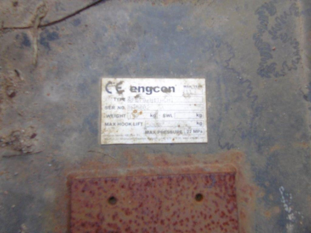 Fäste passande Hitachi 210 - Cuplare rapidă pentru Utilaje constructii: Foto 2 Fäste passande Hitachi 210 - Cuplare rapidă pentru Utilaje constructii: Foto 2