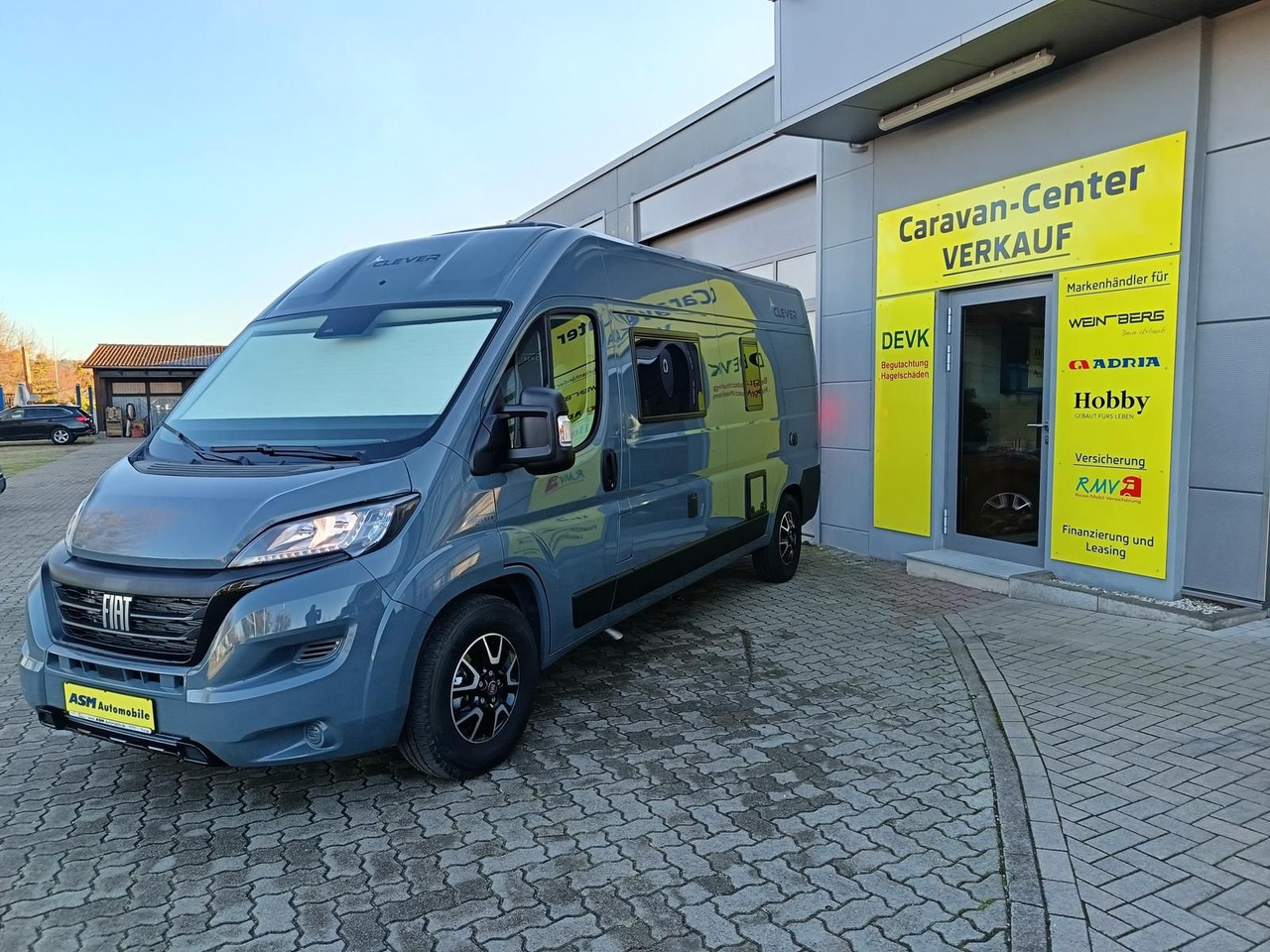 Clever Celebration 600 MJ24*AHK*MARKISE*ACC*R-KAM*RADIO - Camper van: Foto 4 Clever Celebration 600 MJ24*AHK*MARKISE*ACC*R-KAM*RADIO - Camper van: Foto 4