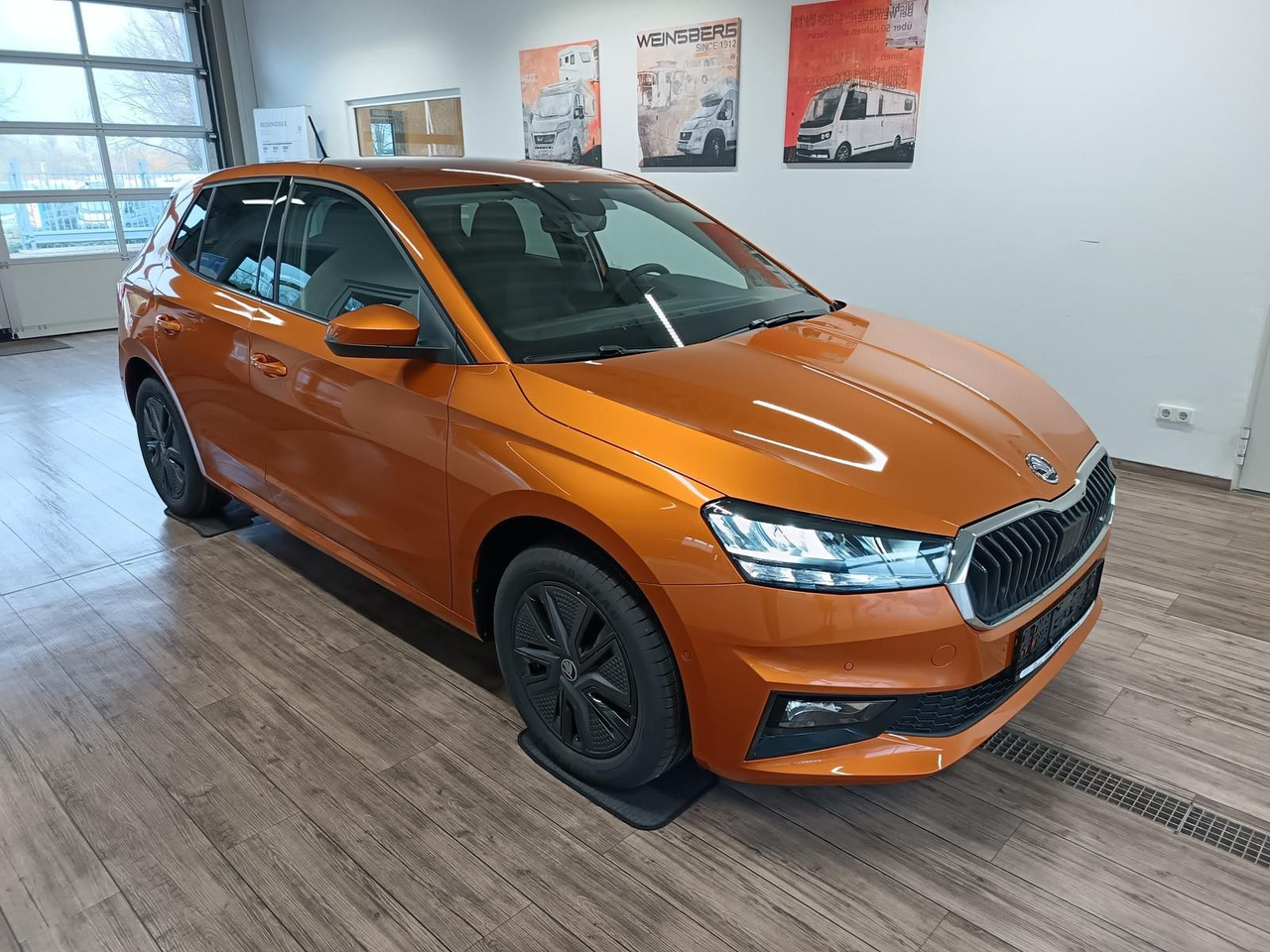 Skoda Fabia 130 Jahre 1,0 TSI*AHK-VORBER.*5J.GARANTIE* - Berlină/ Sedan: Foto 3 Skoda Fabia 130 Jahre 1,0 TSI*AHK-VORBER.*5J.GARANTIE* - Berlină/ Sedan: Foto 3