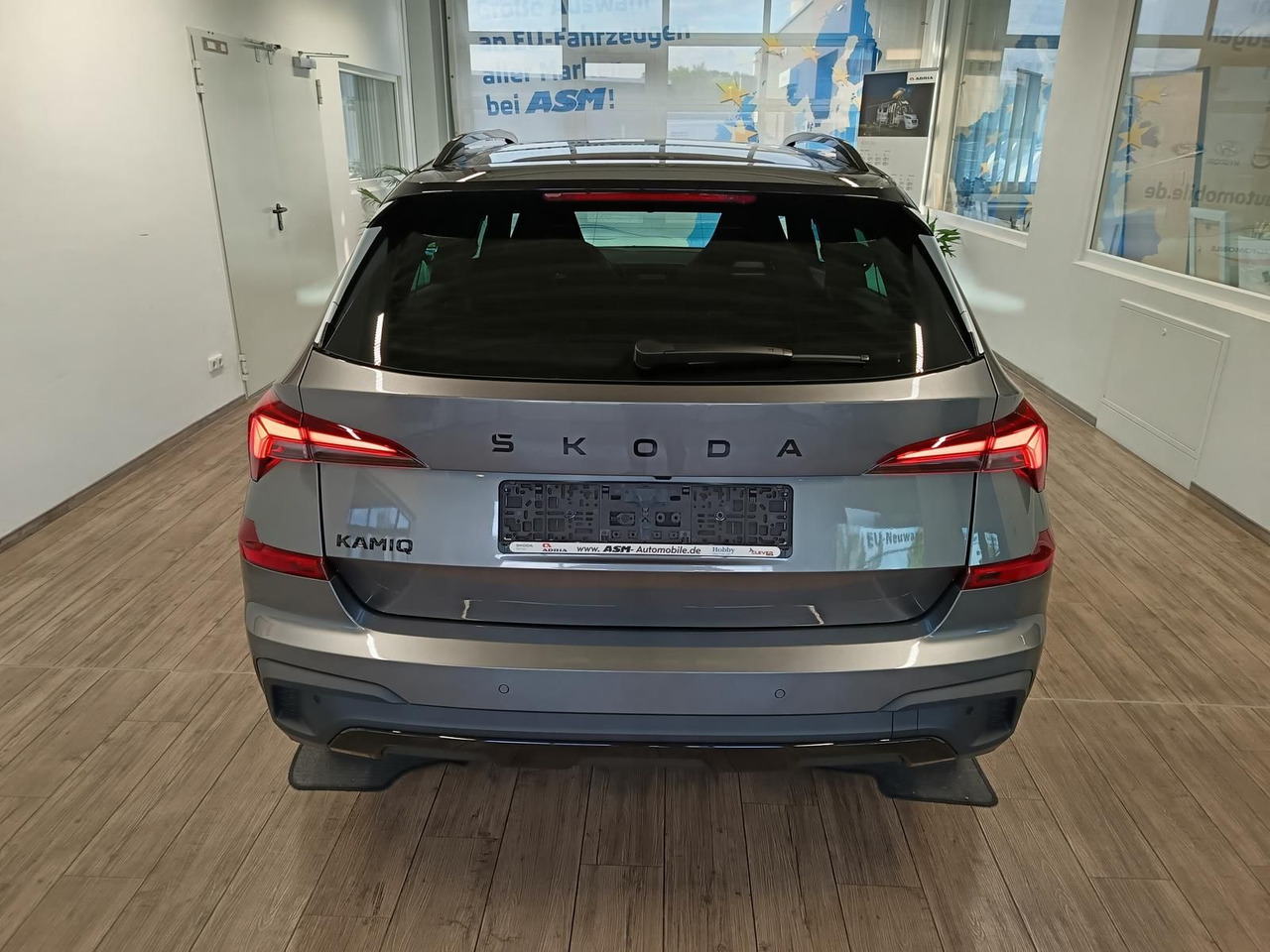 Skoda Kamiq Monte Carlo 1,5 TSI DSG*AHK*PANO*LED*ACC* - SUV: Foto 5 Skoda Kamiq Monte Carlo 1,5 TSI DSG*AHK*PANO*LED*ACC* - SUV: Foto 5