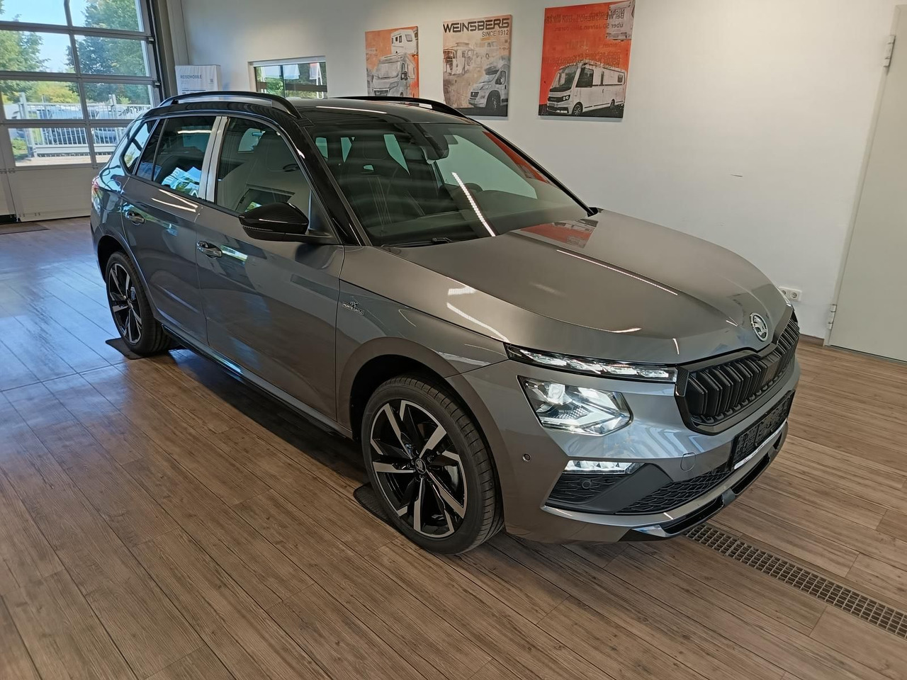 Skoda Kamiq Monte Carlo 1,5 TSI DSG*AHK*PANO*LED*ACC* - SUV: Foto 3 Skoda Kamiq Monte Carlo 1,5 TSI DSG*AHK*PANO*LED*ACC* - SUV: Foto 3