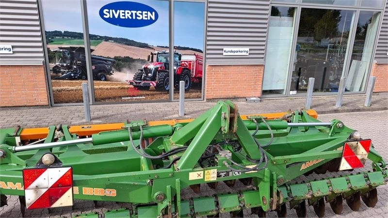 Amazone Catros 5001-2 - Grapă cu discuri: Foto 4 Amazone Catros 5001-2 - Grapă cu discuri: Foto 4