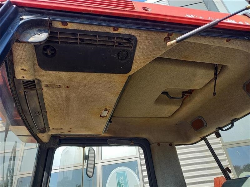 Case IH 695 XL - Tractor agricol: Foto 5 Case IH 695 XL - Tractor agricol: Foto 5