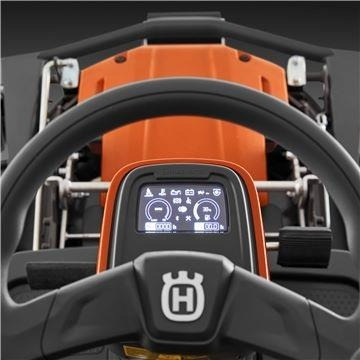 Husqvarna R 316TsX AWD inkl. Combi 112 cm klipperbord - Maşină de tuns iarba: Foto 2 Husqvarna R 316TsX AWD inkl. Combi 112 cm klipperbord - Maşină de tuns iarba: Foto 2