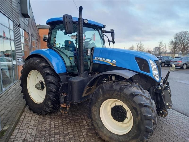 New Holland T7.220 - Tractor agricol: Foto 5 New Holland T7.220 - Tractor agricol: Foto 5