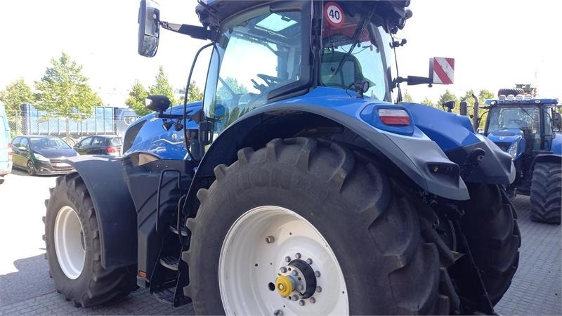 New Holland T7.315 HD - Tractor agricol: Foto 4 New Holland T7.315 HD - Tractor agricol: Foto 4