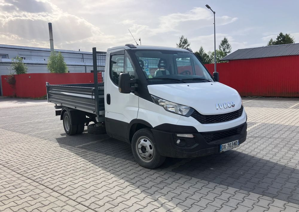 Iveco Iveco daily 35C13 wywrotka solidny kiper - Autoutilitară basculantă: Foto 3 Iveco Iveco daily 35C13 wywrotka solidny kiper - Autoutilitară basculantă: Foto 3