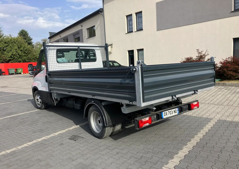 Iveco Iveco daily 35C13 wywrotka solidny kiper - Autoutilitară basculantă: Foto 4 Iveco Iveco daily 35C13 wywrotka solidny kiper - Autoutilitară basculantă: Foto 4