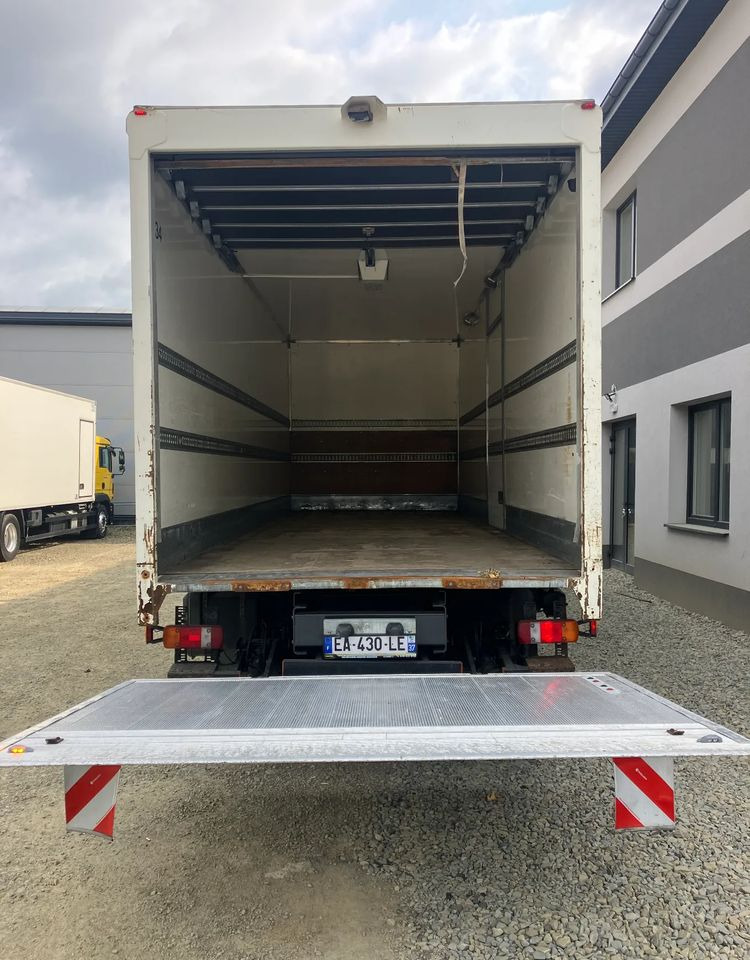 MAN MAN 18.290 kurierka kontener - Camion furgon: Foto 5 MAN MAN 18.290 kurierka kontener - Camion furgon: Foto 5