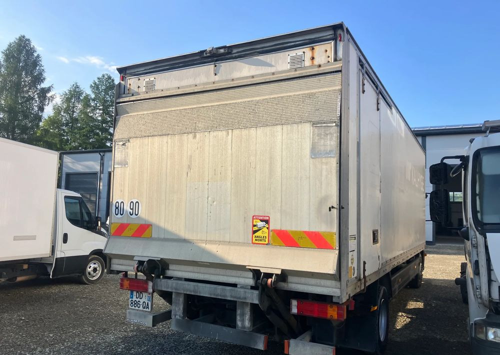 Mercedes-Benz Atego 1218 kurierka kontener - Camion furgon: Foto 4 Mercedes-Benz Atego 1218 kurierka kontener - Camion furgon: Foto 4