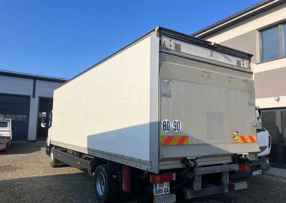Mercedes-Benz Atego 1218 kurierka kontener - Camion furgon: Foto 3 Mercedes-Benz Atego 1218 kurierka kontener - Camion furgon: Foto 3