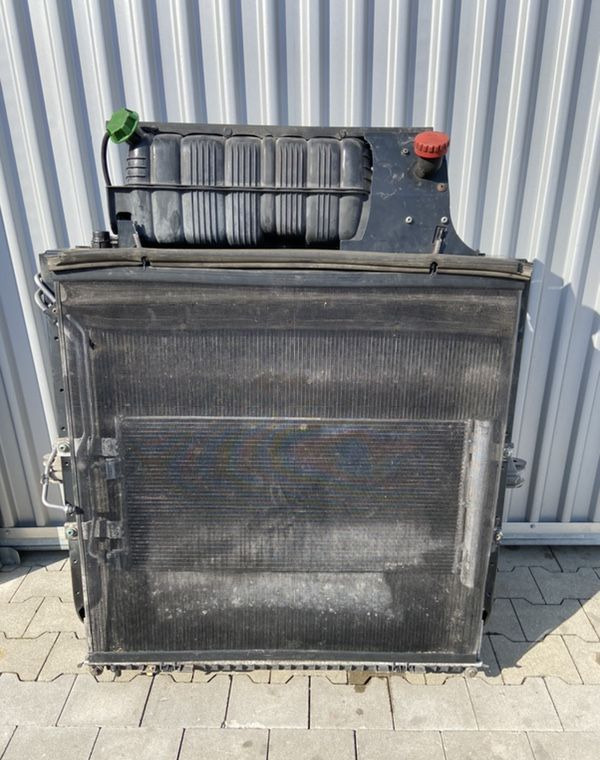 Komplet chłodnic MAN TGX euro 6 chłodnice 90 cm - Radiator pentru Camion: Foto 2 Komplet chłodnic MAN TGX euro 6 chłodnice 90 cm - Radiator pentru Camion: Foto 2