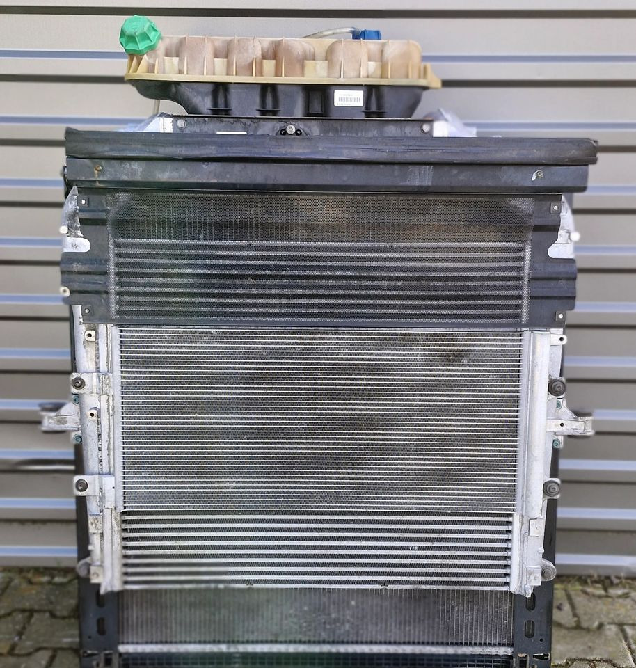MAN TG3 TGX CHŁODNICA KOMPLET CHŁODNIC - Sistem de răcire: Foto 2 MAN TG3 TGX CHŁODNICA KOMPLET CHŁODNIC - Sistem de răcire: Foto 2