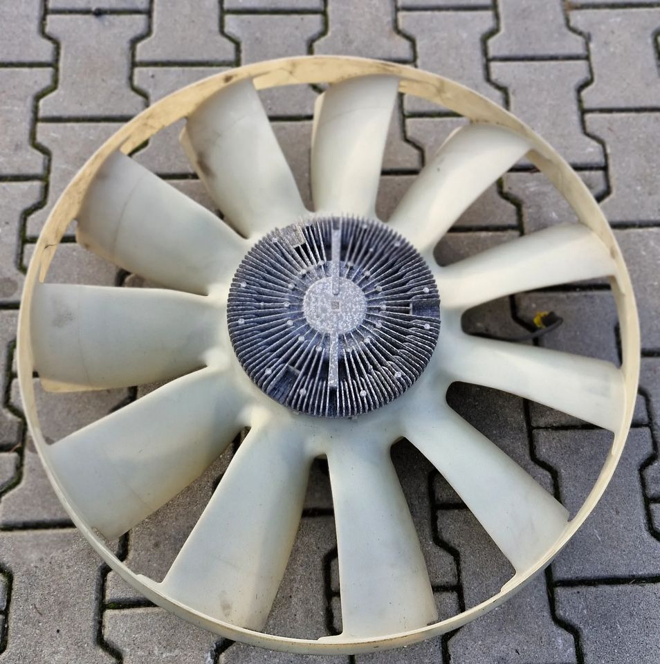 MAN TG3 TGX WENTYLATOR WISKOZA 51.06630-0141 - Sistem de răcire: Foto 1 MAN TG3 TGX WENTYLATOR WISKOZA 51.06630-0141 - Sistem de răcire: Foto 1