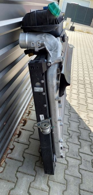 MAN TGS TG3 NOWY MODEL CHŁODNICA CHŁODNICE KOMPLET - Radiator pentru Camion: Foto 5 MAN TGS TG3 NOWY MODEL CHŁODNICA CHŁODNICE KOMPLET - Radiator pentru Camion: Foto 5