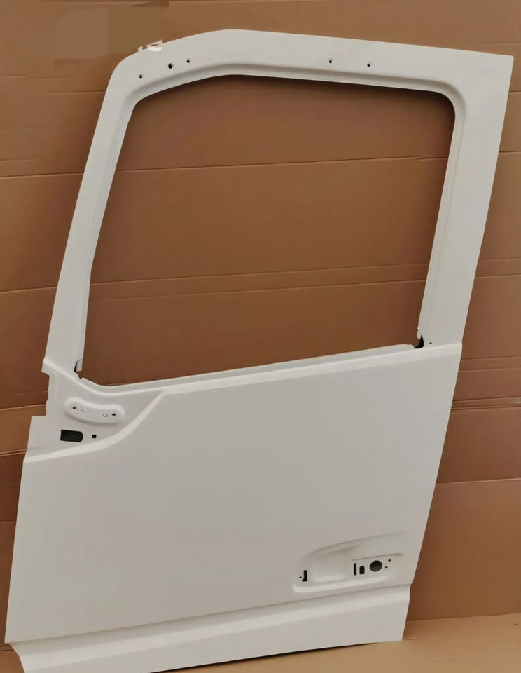 VOLVO FH4 FH5 DRZWI LEWE - Uşă și piese pentru Camion: Foto 1 VOLVO FH4 FH5 DRZWI LEWE - Uşă și piese pentru Camion: Foto 1