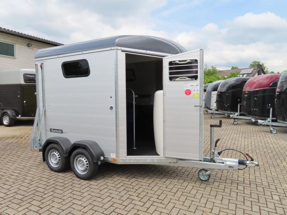 Böckmann Pferdeanhänger, Portax,Sondermodell Aluboden, Sattelkam. - Remorcă transport cai: Foto 2 Böckmann Pferdeanhänger, Portax,Sondermodell Aluboden, Sattelkam. - Remorcă transport cai: Foto 2