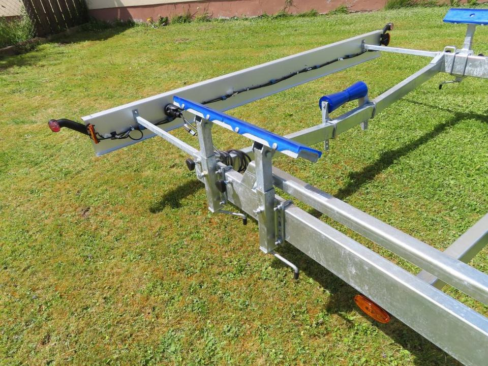 Peridoc Böckmann TPV, PKW Anhänger, Bootstrailer, 3,5 to. Winde, 100 km/h: Foto 7 Peridoc Böckmann TPV, PKW Anhänger, Bootstrailer, 3,5 to. Winde, 100 km/h: Foto 7