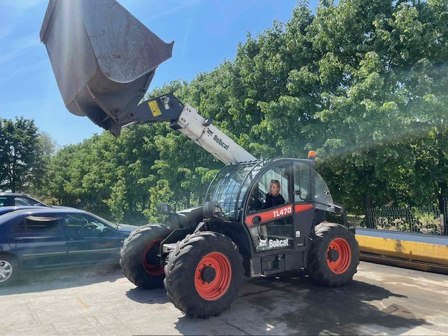 Bobcat TL470XHF - Stivuitor telescopic: Foto 5 Bobcat TL470XHF - Stivuitor telescopic: Foto 5