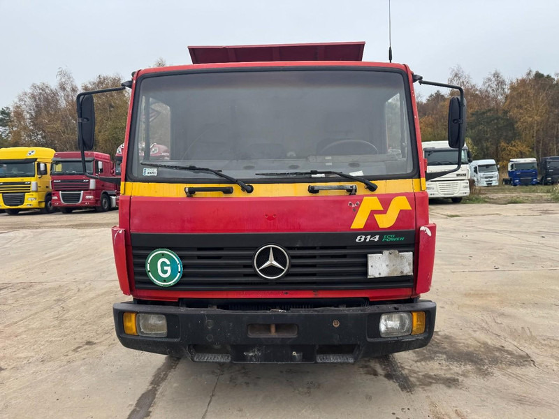 Mercedes-Benz SK 814 (FULL STEEL SUSPENSION / MANUAL GEARBOX / 3-SIDE TIPPER) - Camion basculantă: Foto 2 Mercedes-Benz SK 814 (FULL STEEL SUSPENSION / MANUAL GEARBOX / 3-SIDE TIPPER) - Camion basculantă: Foto 2