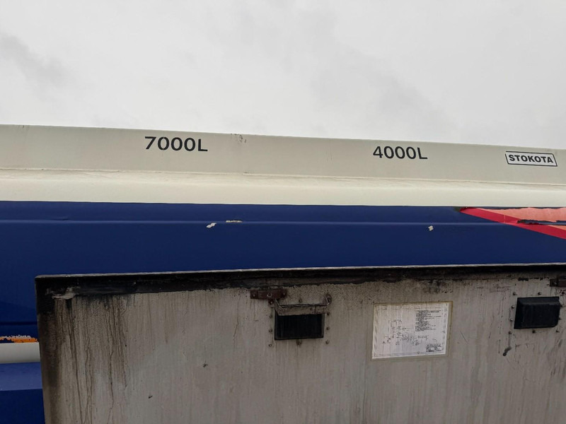 Camion cisternă Volvo FL 6 - 220 (11000 L / 2 COMPARTMENTS / 18 TON / MANUAL GEARBOX / PERFECT): Foto 6 Camion cisternă Volvo FL 6 - 220 (11000 L / 2 COMPARTMENTS / 18 TON / MANUAL GEARBOX / PERFECT): Foto 6