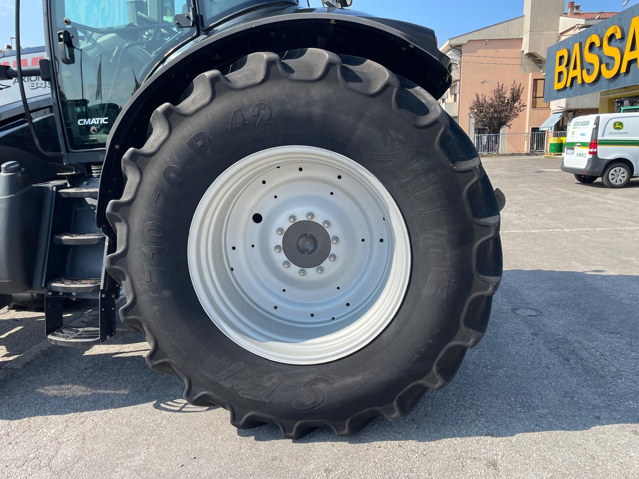 CLAAS AXION 840 C-MATIC - Tractor agricol: Foto 5 CLAAS AXION 840 C-MATIC - Tractor agricol: Foto 5