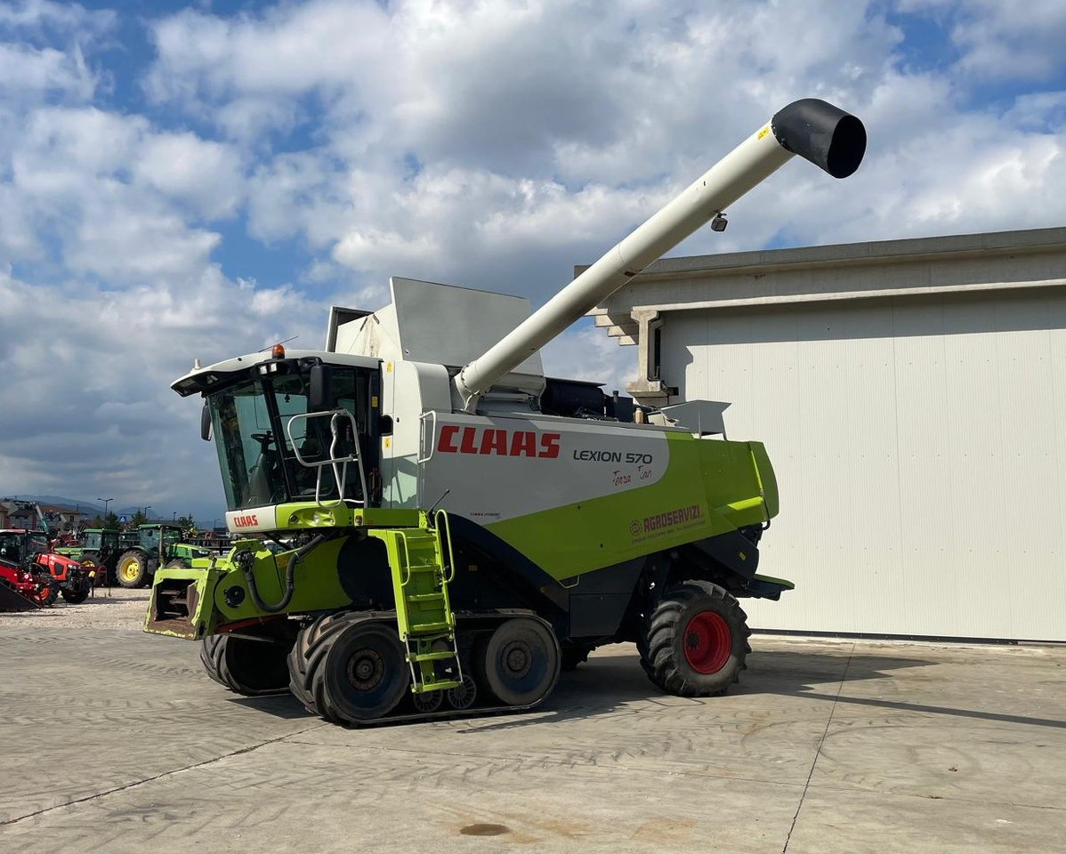 CLAAS MIETITREBBIA LEXION 570TT - Combină de recoltat cereale: Foto 1 CLAAS MIETITREBBIA LEXION 570TT - Combină de recoltat cereale: Foto 1