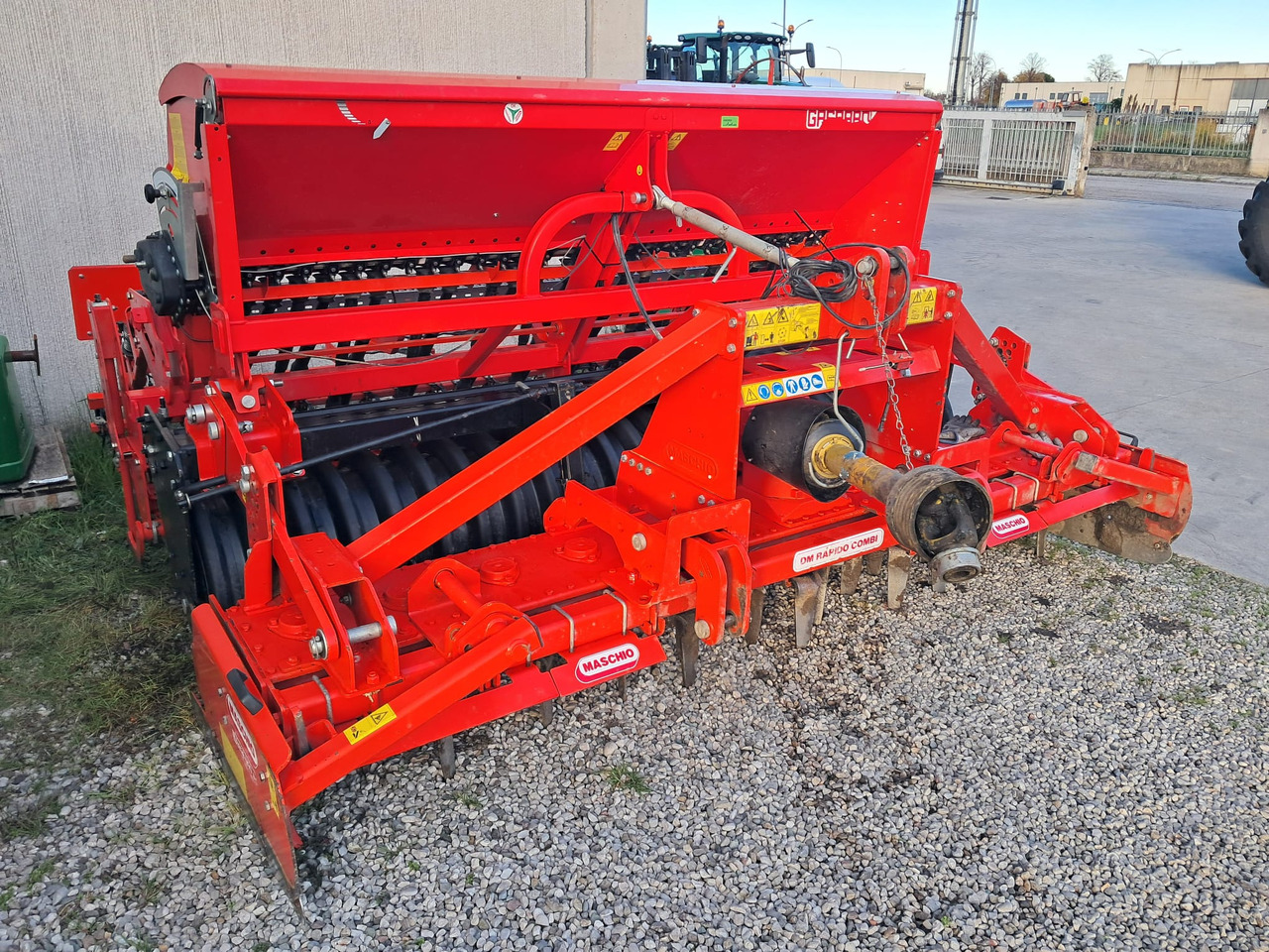 MASCHIO SEMINATRICE COMBINATA DAMA 300 - Semănătoare combinată: Foto 4 MASCHIO SEMINATRICE COMBINATA DAMA 300 - Semănătoare combinată: Foto 4