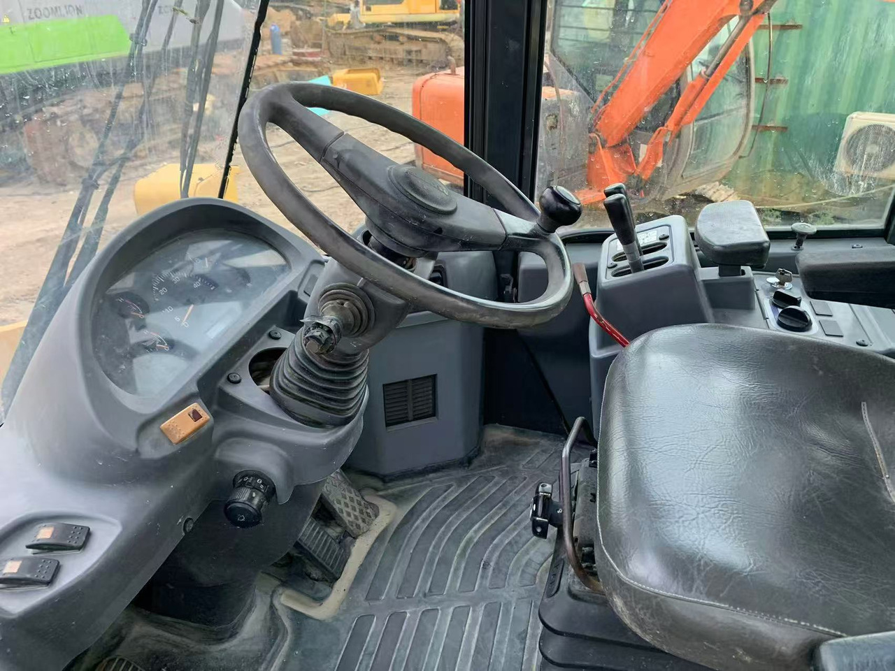 Încărcător KOMATSU wa320-5 [ Copy ] [ Copy ]: Foto 9