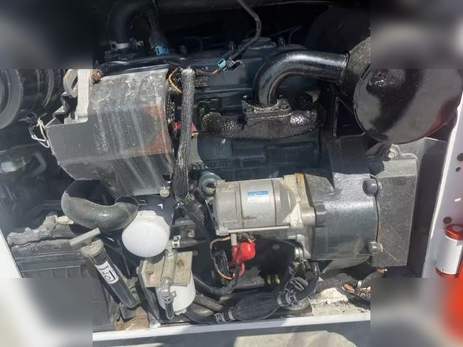 BOBCAT S70 - Mini încărcător: Foto 2 BOBCAT S70 - Mini încărcător: Foto 2