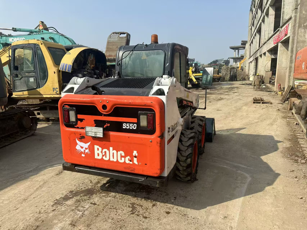 BOBCAT s550 - Mini încărcător: Foto 5 BOBCAT s550 - Mini încărcător: Foto 5