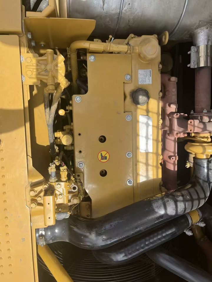 Excavator pe şenile CATERPILLAR 323D2L: Foto 10 Excavator pe şenile CATERPILLAR 323D2L: Foto 10