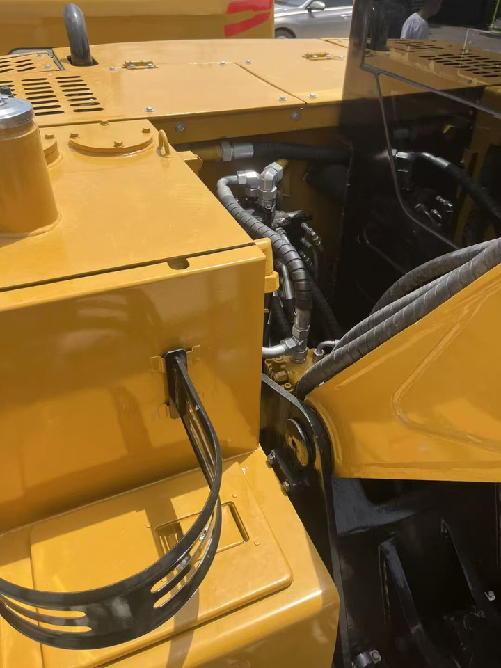 Excavator pe şenile CATERPILLAR 323D2L: Foto 6 Excavator pe şenile CATERPILLAR 323D2L: Foto 6