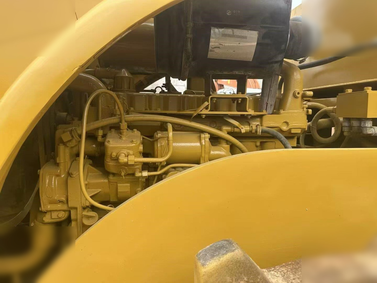 CATERPILLAR 816A - Compactor: Foto 5 CATERPILLAR 816A - Compactor: Foto 5