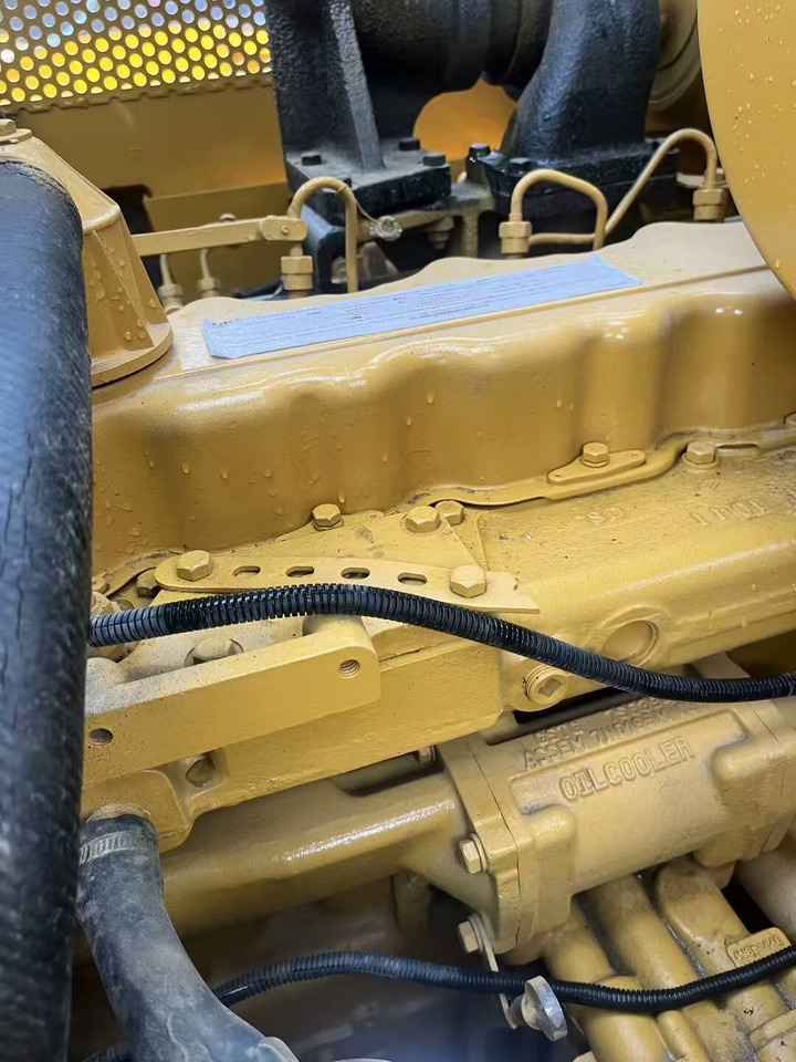 CATERPILLAR D6G - Buldozer: Foto 5 CATERPILLAR D6G - Buldozer: Foto 5