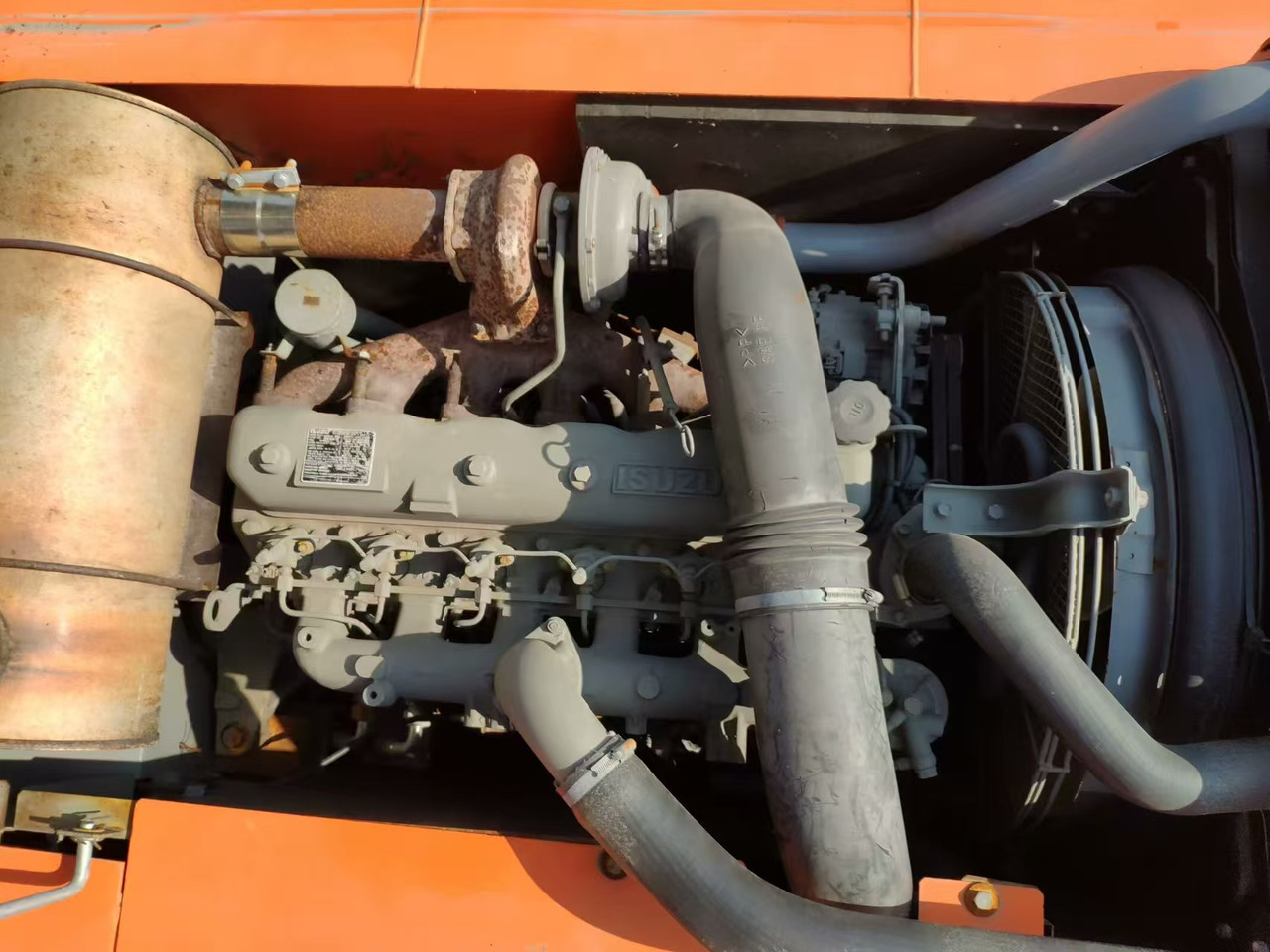 HITACHI ZX120 - Excavator pe şenile: Foto 5 HITACHI ZX120 - Excavator pe şenile: Foto 5