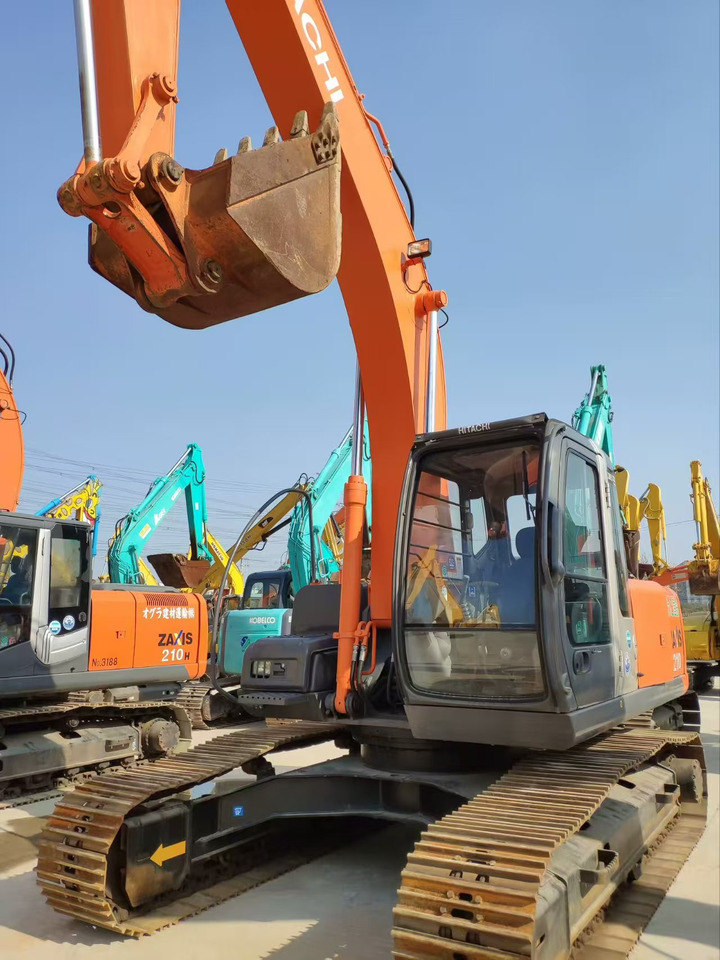 HITACHI ZX120 - Excavator pe şenile: Foto 4 HITACHI ZX120 - Excavator pe şenile: Foto 4