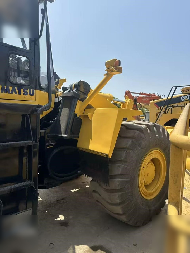 Încărcător frontal pe pneuri KOMATSU WA470-3: Foto 9 Încărcător frontal pe pneuri KOMATSU WA470-3: Foto 9