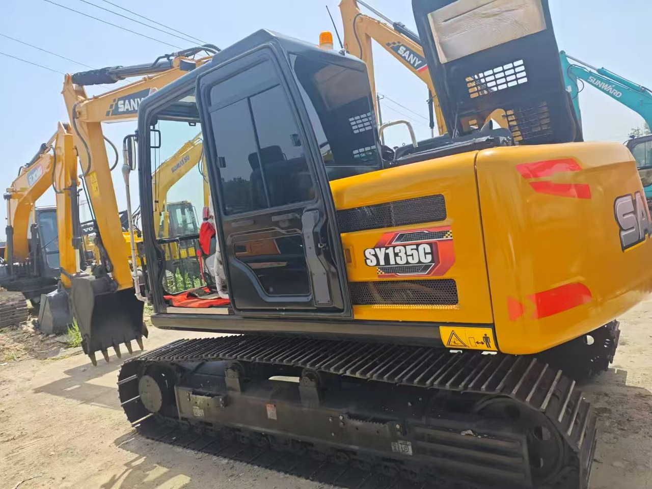 SANY 135C - Excavator pe şenile: Foto 2 SANY 135C - Excavator pe şenile: Foto 2