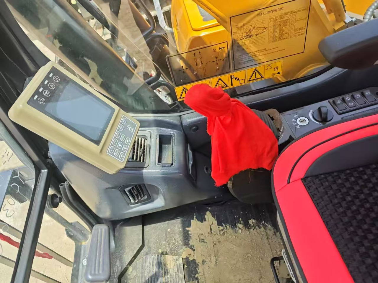 SANY 155c - Excavator pe şenile: Foto 2 SANY 155c - Excavator pe şenile: Foto 2