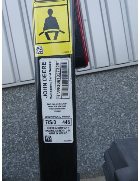 Tractor agricol John Deere 1025 R: Foto 14