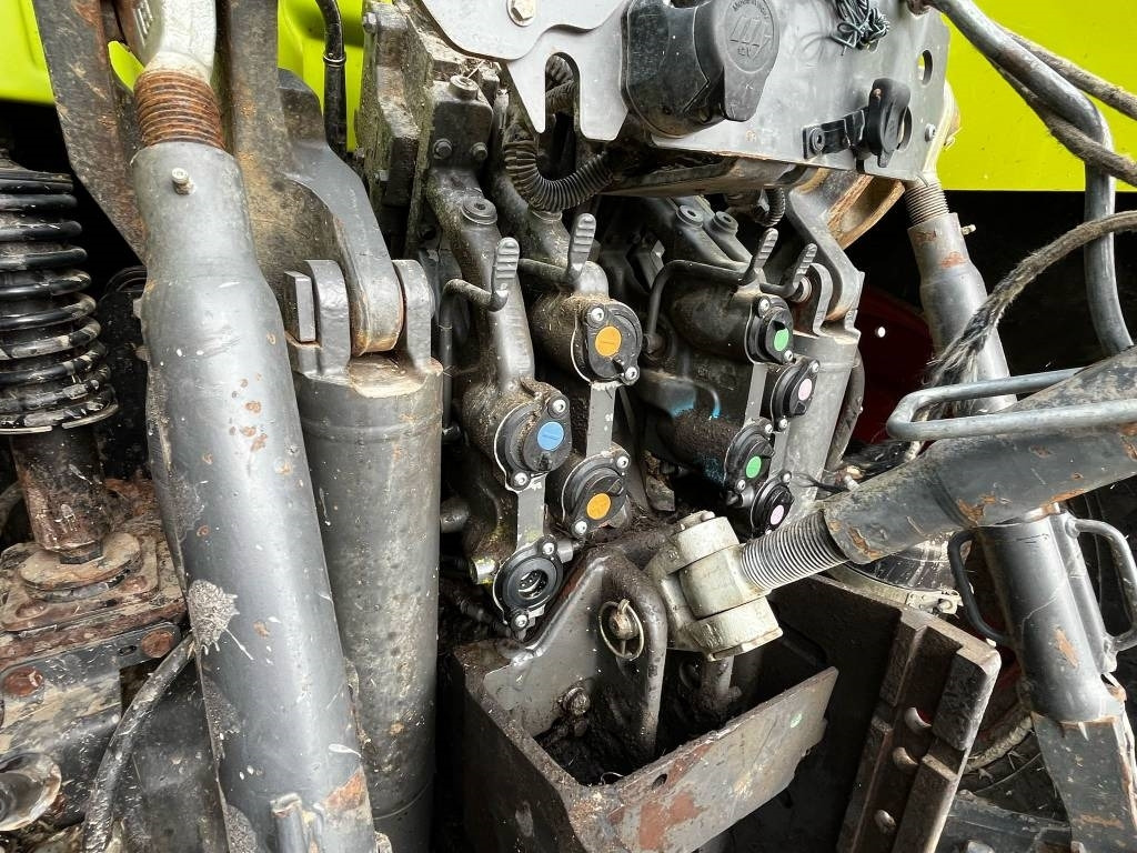 Claas Arion 650 - Tractor agricol: Foto 3 Claas Arion 650 - Tractor agricol: Foto 3