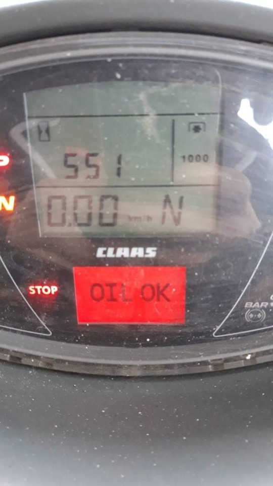 Claas Axion 830 Cmatic - Tractor agricol: Foto 3 Claas Axion 830 Cmatic - Tractor agricol: Foto 3